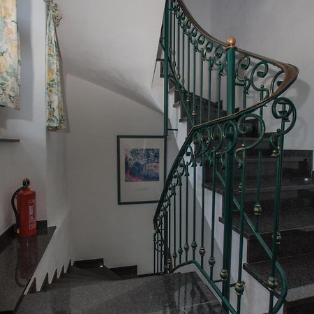 Moselland Hotel Im Enderttal Zum Onkel Willi كوتشيم المظهر الخارجي الصورة