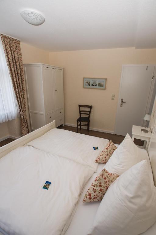 Moselland Hotel Im Enderttal Zum Onkel Willi كوتشيم الغرفة الصورة